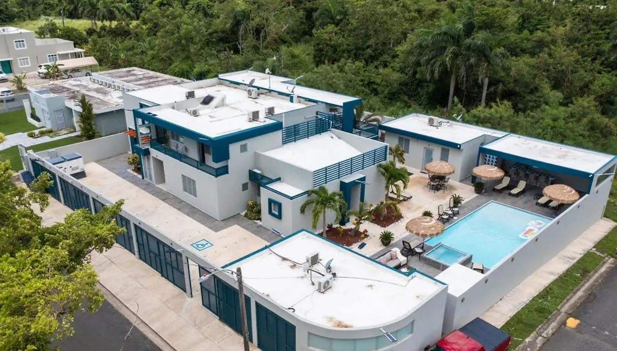 Private 7 Villa Complex With 16 Bedroom Pool & Jacuzzi Dorado