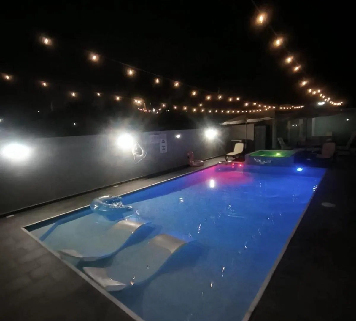 Holiday home Private 7 Villa Complex With 16 Bedroom Pool & Jacuzzi Dorado