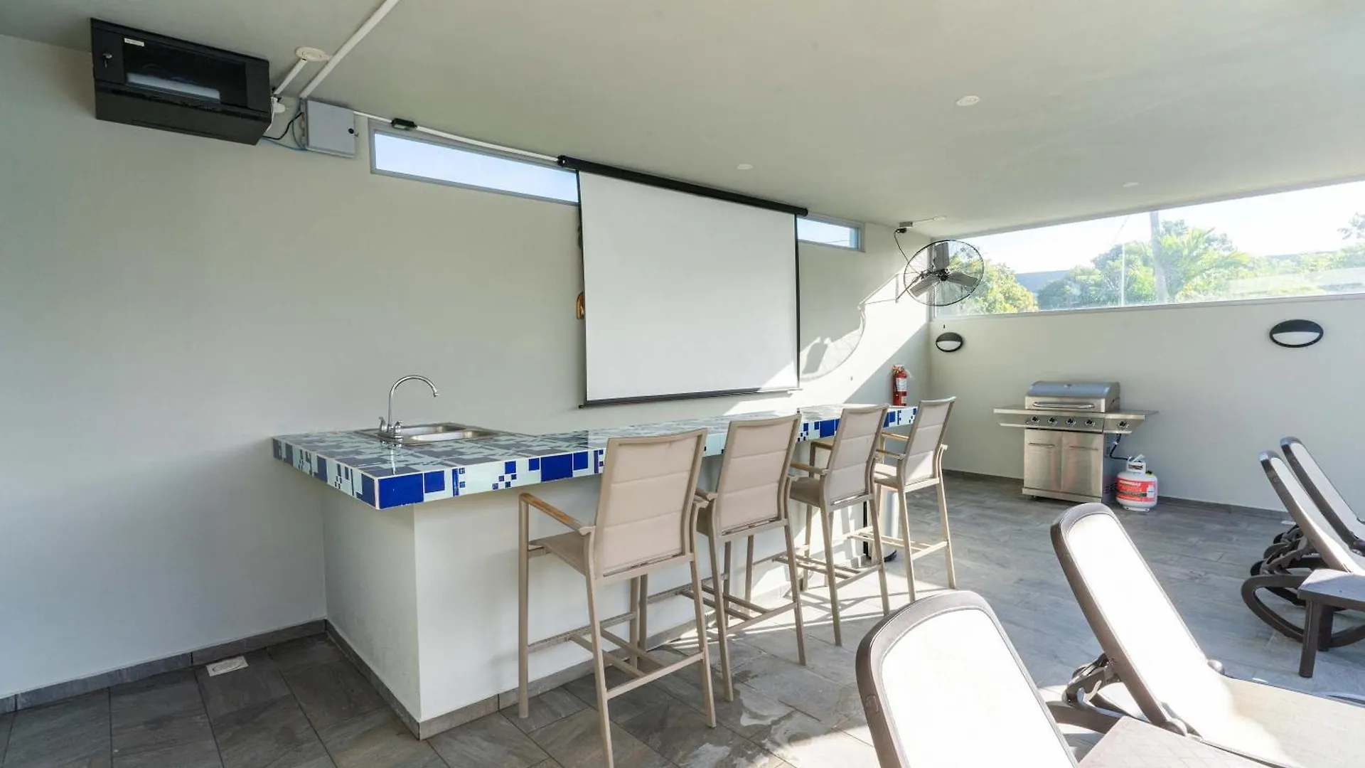 Holiday home Private 7 Villa Complex With 16 Bedroom Pool & Jacuzzi Dorado
