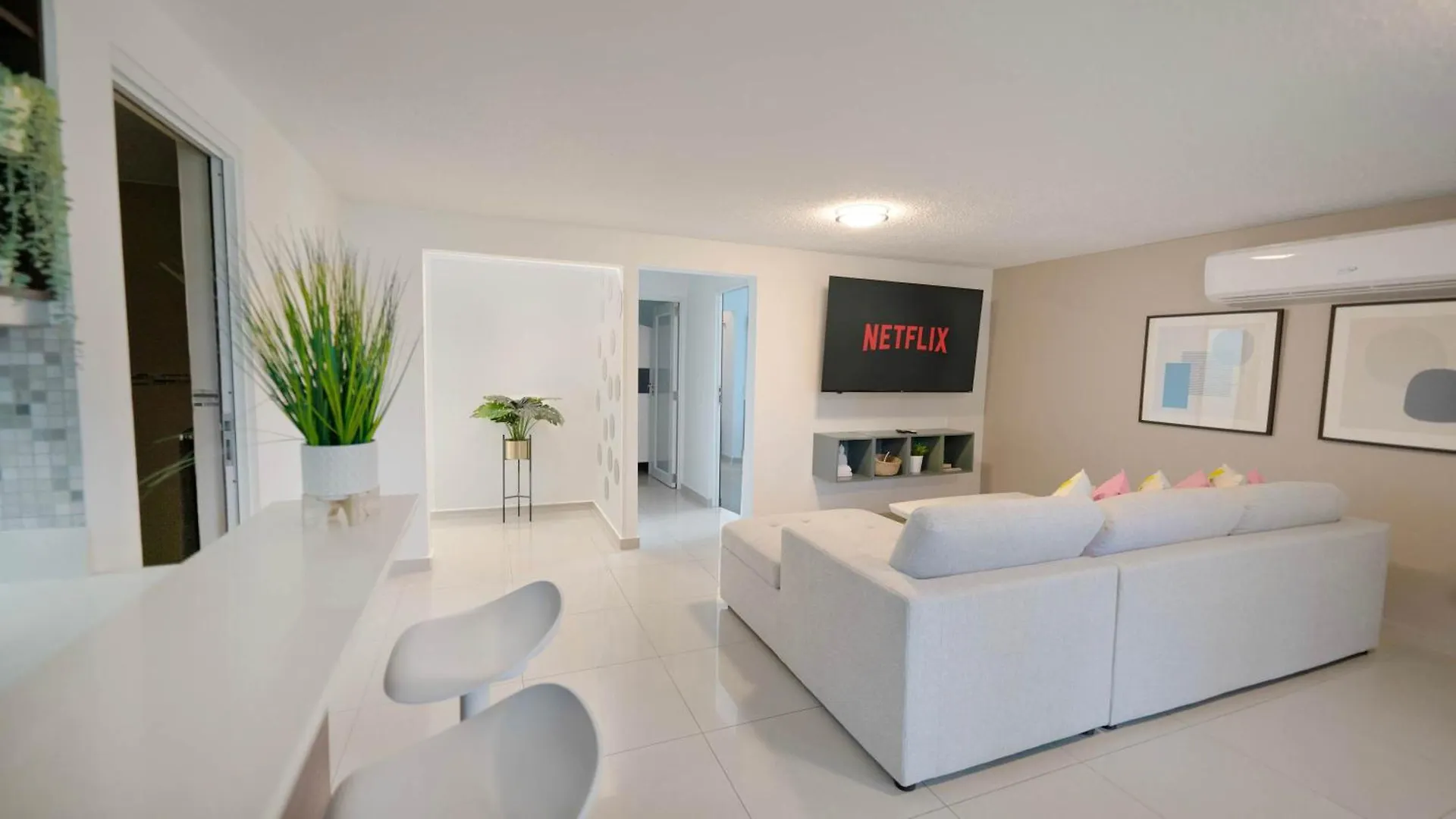 Private 7 Villa Complex With 16 Bedroom Pool & Jacuzzi Dorado Puerto Rico