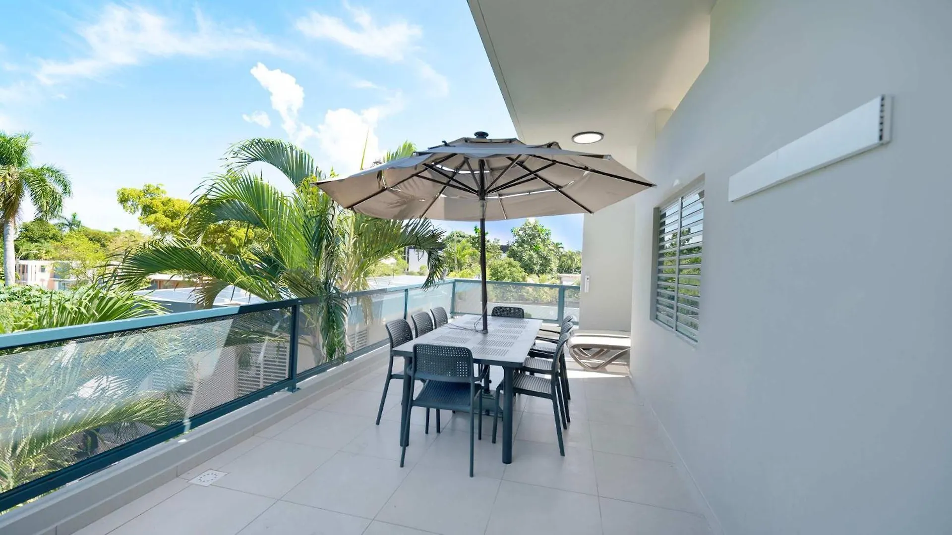 Holiday home Private 7 Villa Complex With 16 Bedroom Pool & Jacuzzi Dorado