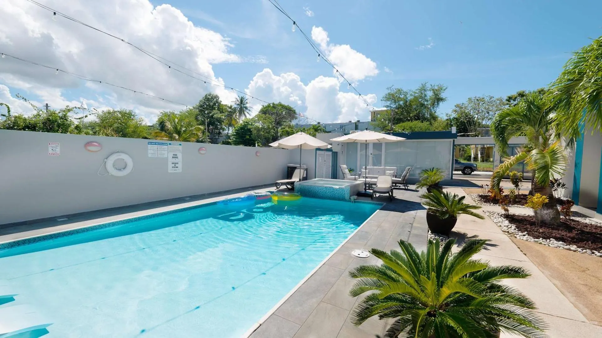 Private 7 Villa Complex With 16 Bedroom Pool & Jacuzzi Dorado 0*,  Puerto Rico