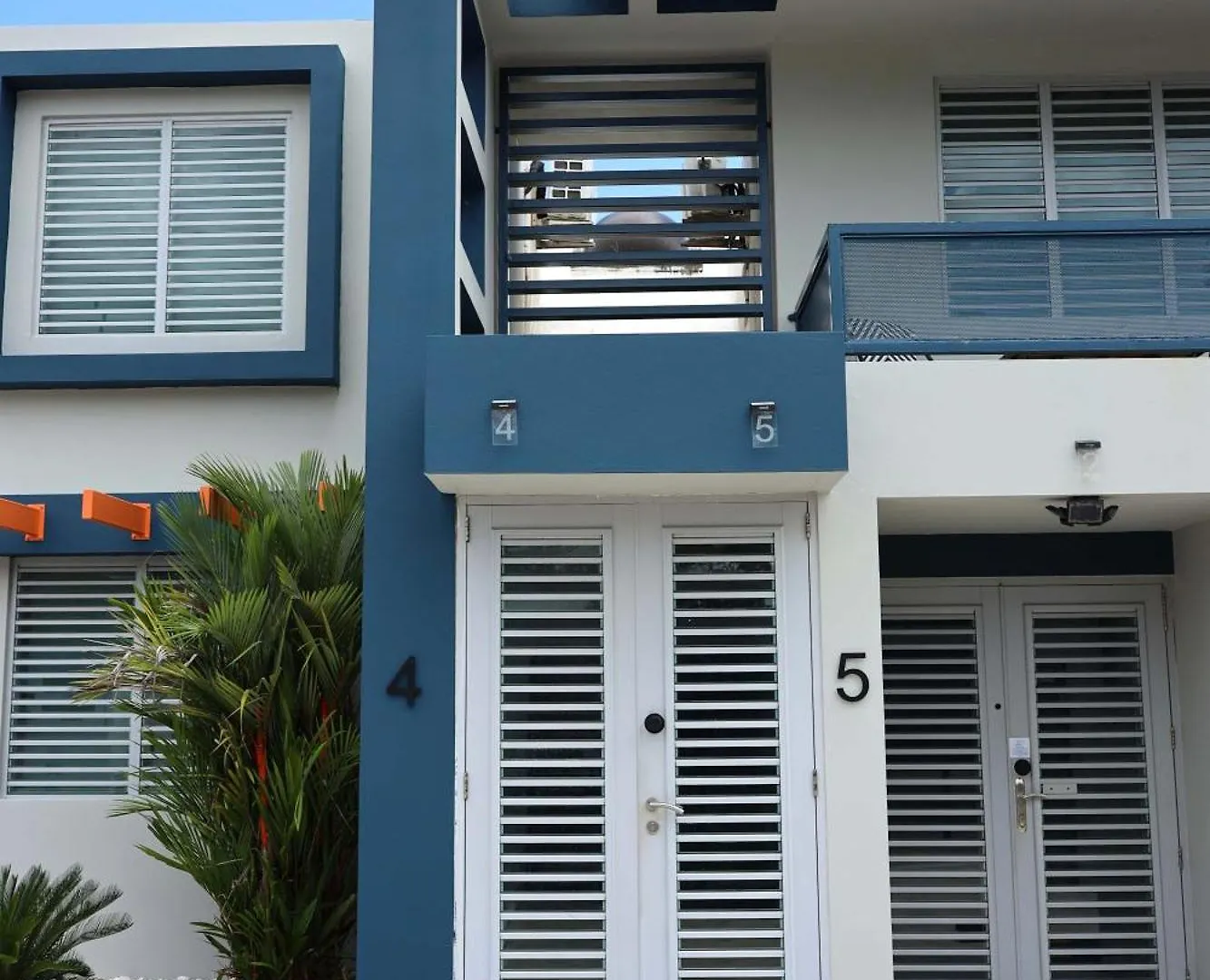 Private 7 Villa Complex With 16 Bedroom Pool & Jacuzzi 多拉多