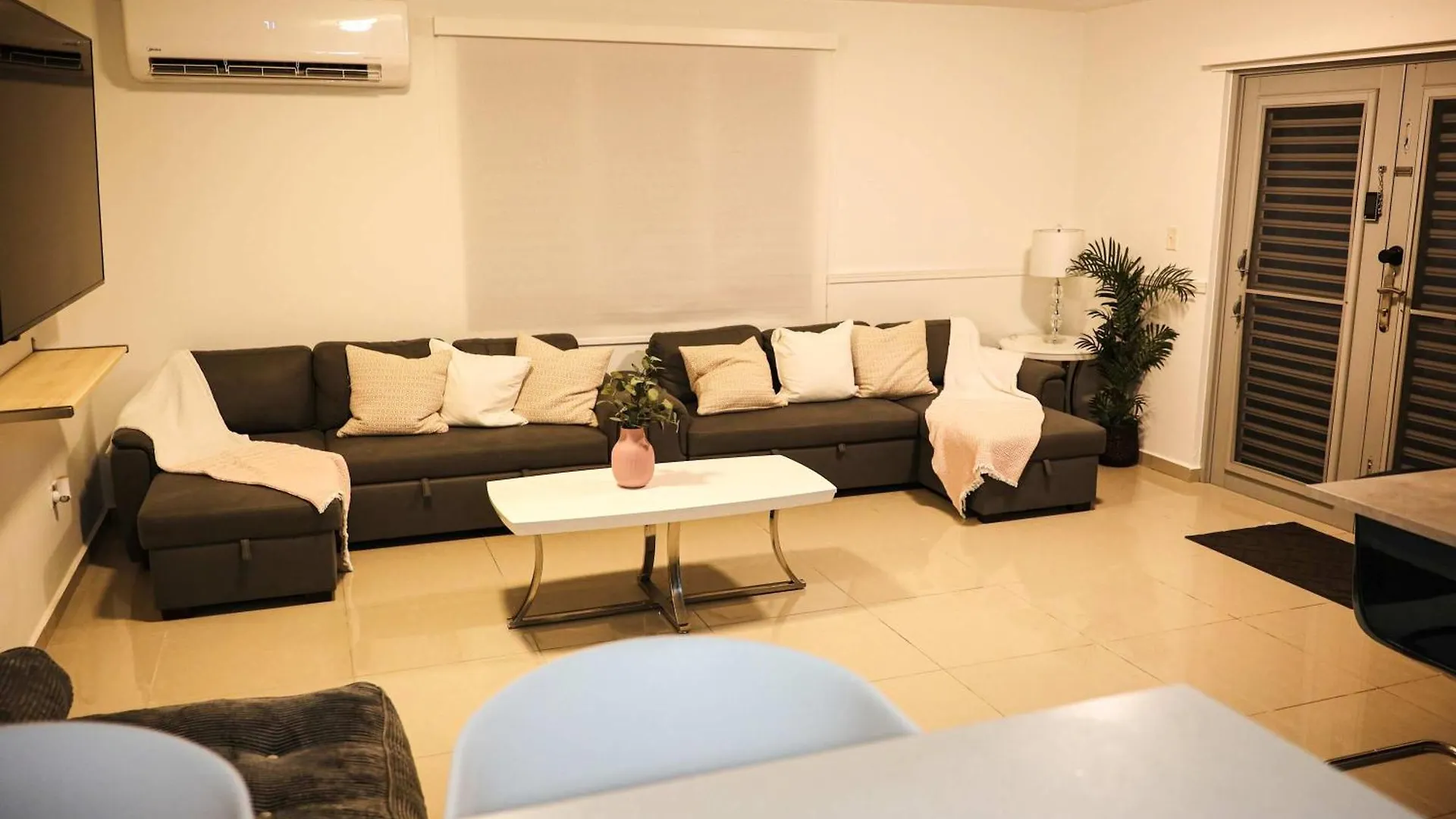 Private 7 Villa Complex With 16 Bedroom Pool & Jacuzzi 多拉多 波多黎各