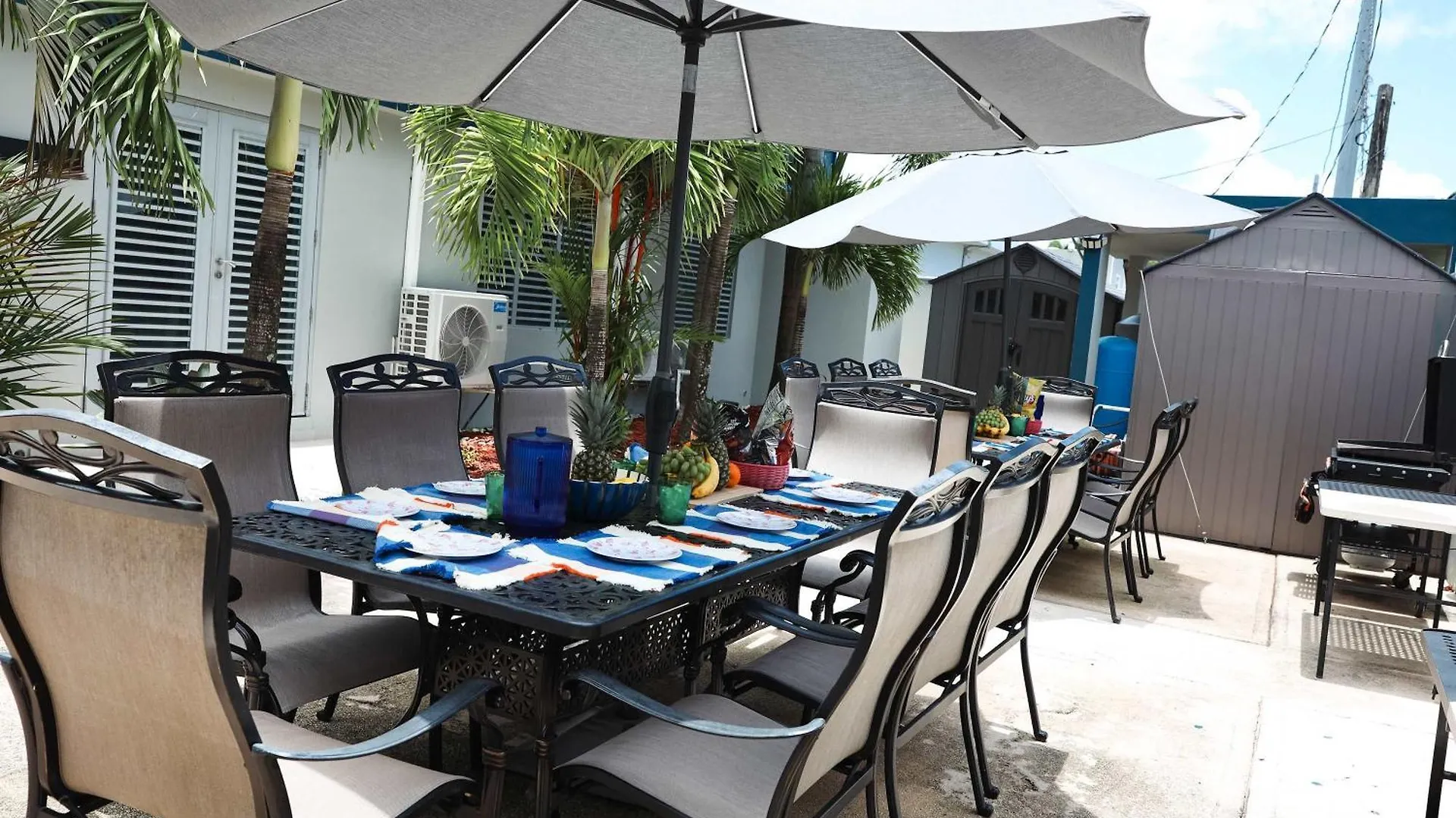 Private 7 Villa Complex With 16 Bedroom Pool & Jacuzzi 多拉多